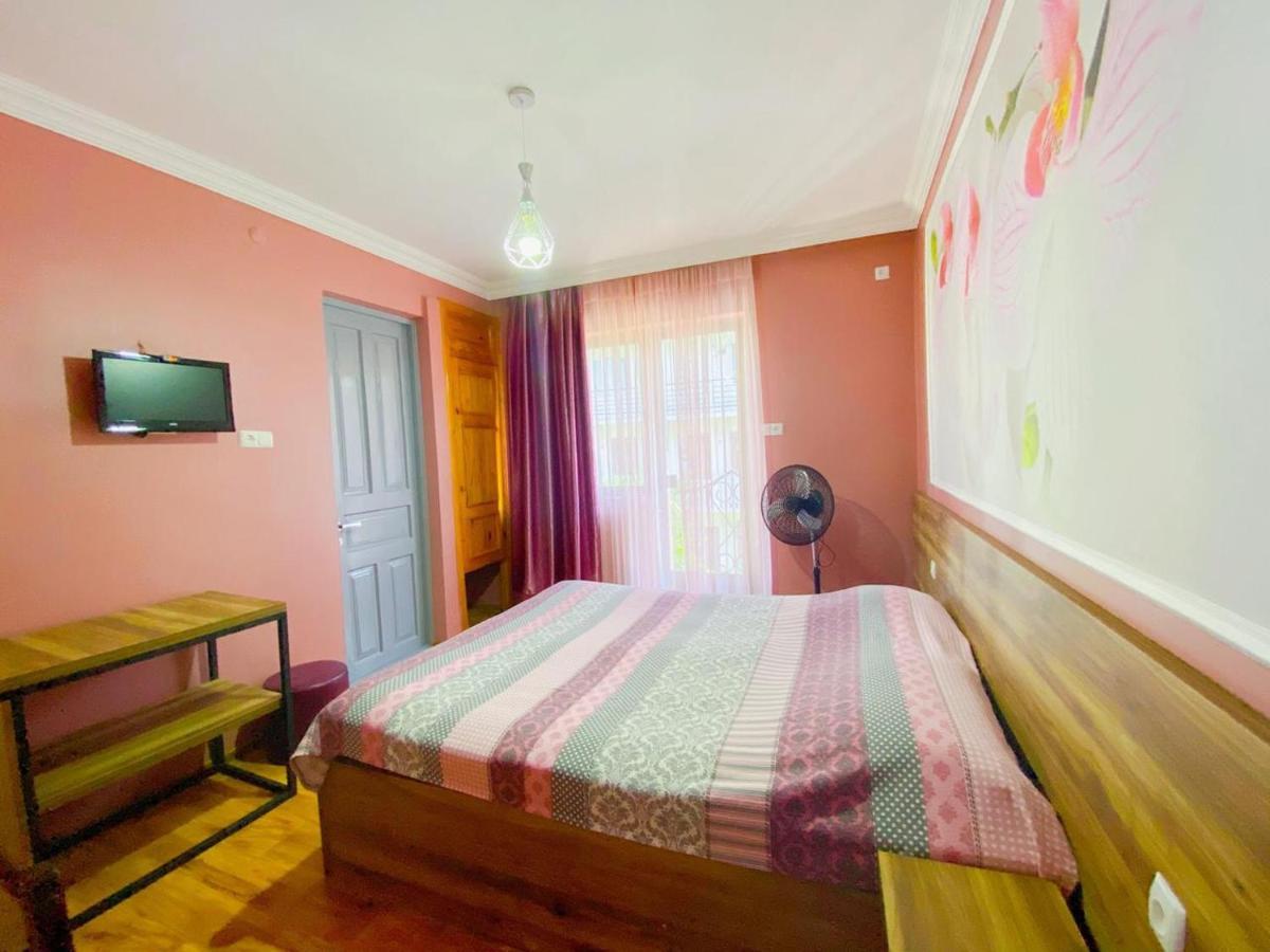 Hotel Nino Kobuleti Exteriér fotografie